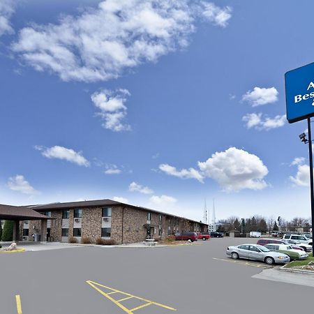 Americas Best Value Inn And Suites Bismarck Esterno foto